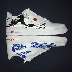 Custom “Japan” Air Force 1s